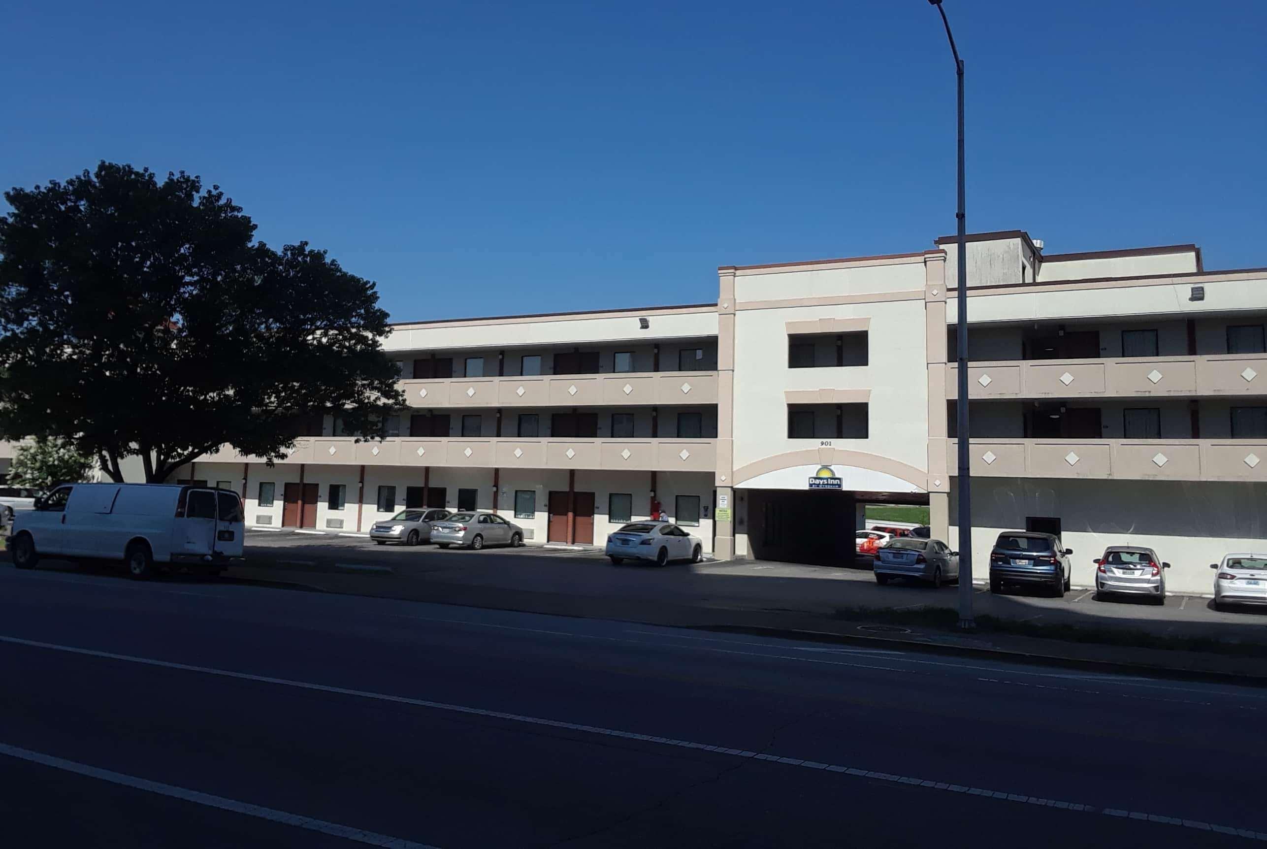 Hotel Bo, A Days Inn By Wyndham Chattanooga Downtown Exterior photo